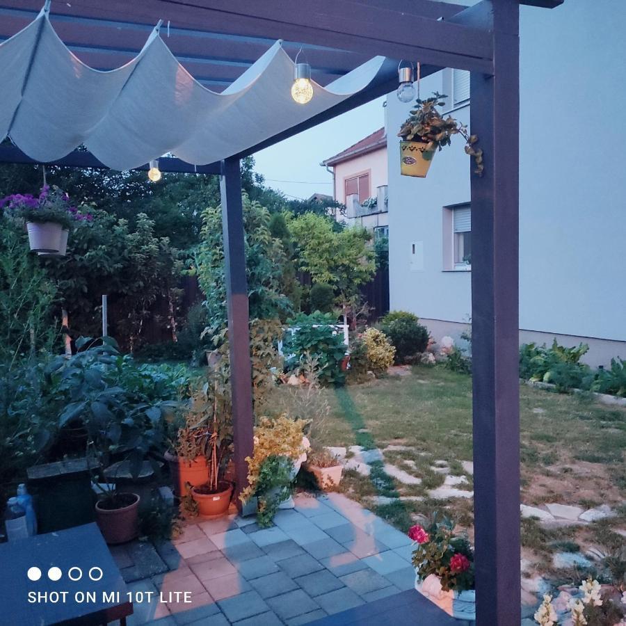 Studio Apartman Valentina Velika Mlaka Exterior photo
